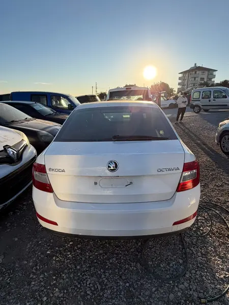 2013 MODEL SKODA OCTAVIA