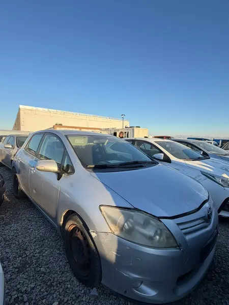2010 MODEL TOYOTA AURİS