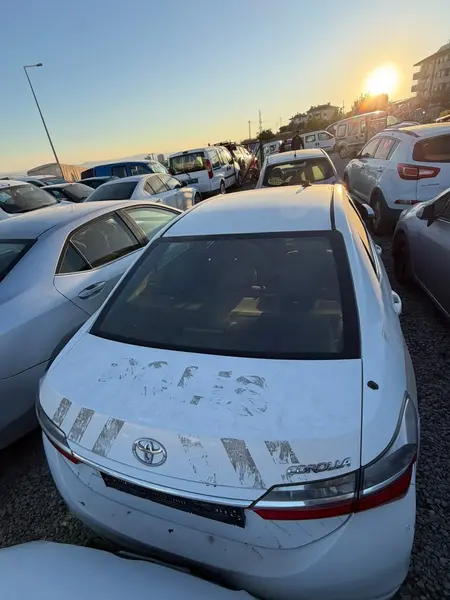 2016 MODEL TOYOTA COROLLA 1.6