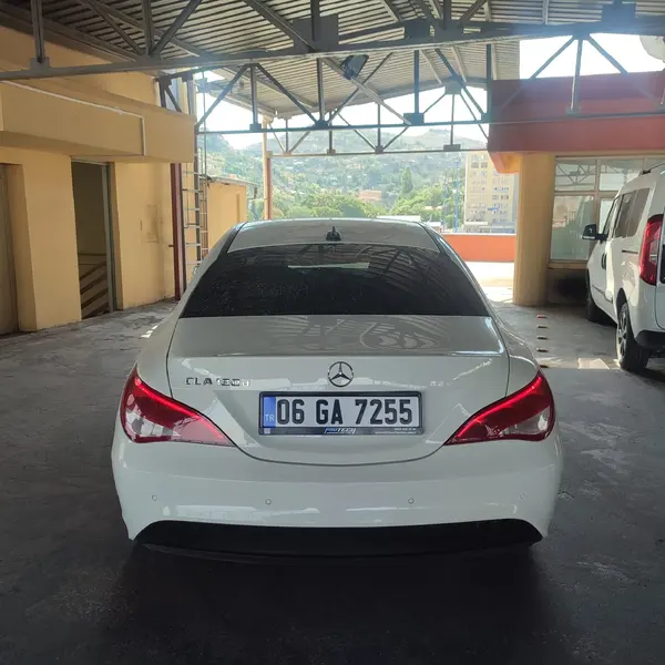 2015 MODEL MERCEDES CLA180d CDI STYLE