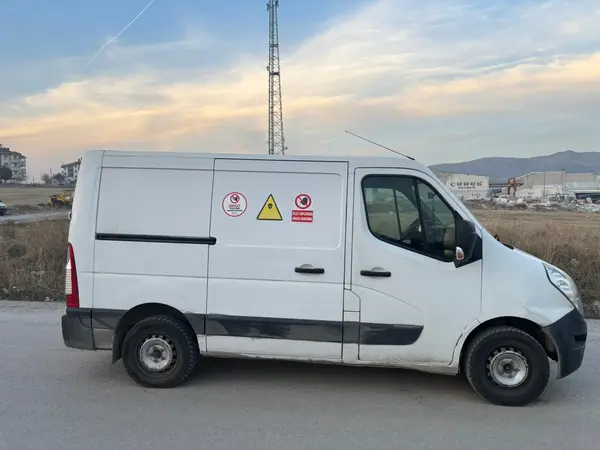 2018 MODEL RENAULT MASTER 9 m3