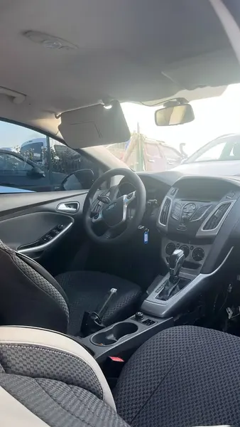 2012 MODEL FORD FOCUS TREND